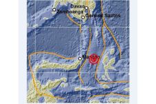 Gempa 5,7 SR Guncang...