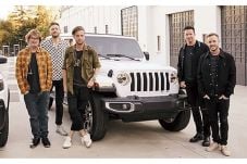 Jeep Tunjuk One Republic...