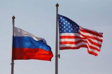 Rusia Pertimbangkan...