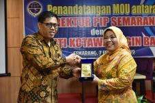 Pemkab Kobar Jalin Kerja...