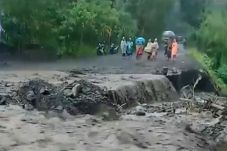 Banjir Lahar Dingin...