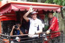 Tiba di Bandung, Marc...