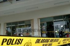 Pegawai Dibacok, Brankas...