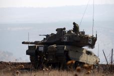 Israel Dilaporkan Tembakkan...