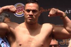 Joseph Parker Siap Perang...