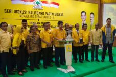 Golkar: Pembangunan...