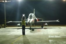 Libatkan 2 Skuadron,...