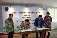 Bank DKI Dukung Layanan...