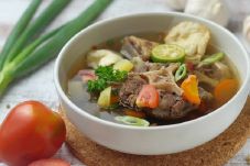 Sop Buntut Bisa Jadi...