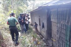 Polisi Usut Identitas...
