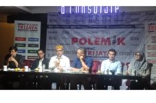 Terbiasa Berdebat, Jubir...