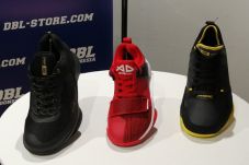 Sepatu Basket Pride2...