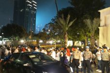 Debat Dimulai, Kelompok...
