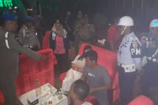 24 Orang Terjaring Razia...