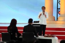 Jokowi: Pembebasan Lahan...