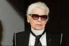 Karl Lagerfeld Berjuang...