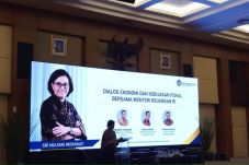 Kumpulkan Pengusaha,...