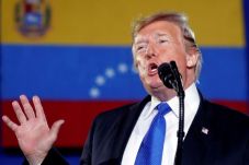 Trump kepada Militer...