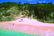 Pantai Tiga Warna Malang...