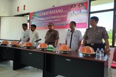 Bupati Pasangkayu Membuka...