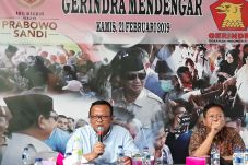 Prabowo-Sandi Akan Lindungi...