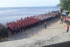 Polri dan TNI Bersihkan...