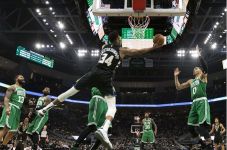 Kalahkan Celtics, Milwaukee...