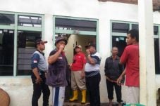 Puluhan Rumah Warga...
