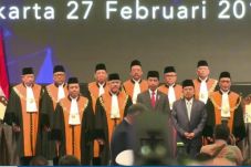 Jokowi Dukung Penuh...
