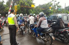 Flyover dan JPO di Depan...