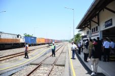 Stasiun Batang Direaktivasi...