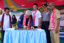 Melawat ke Halmahera...