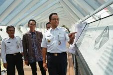 Resmikan 3 JPO, Anies...