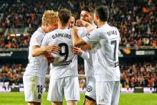 Valencia Tak Sabar Hadapi...