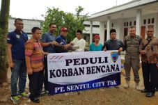 Sentul City Peduli Berikan...
