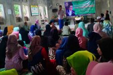 Relawan KMA Sambangi...