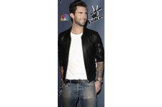 Adam Levine Ikut Luncurkan...