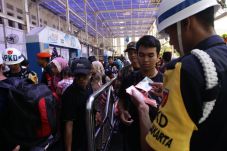 Tiket kereta Api H-4...