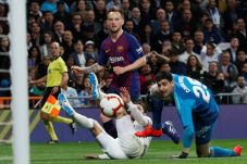 Mourinho Sebut Ivan...