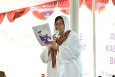 Bertemu Masyarakat Adat,...