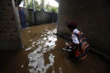 Pelajar Tewas Tersetrum...