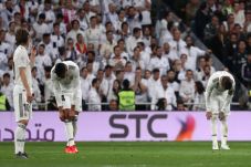 Trofi Liga Champions,...