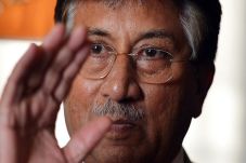 Musharraf Serukan Pakistan...