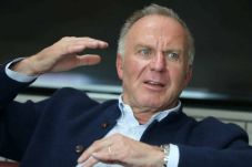 Rummenigge Kecewa, Jelang...