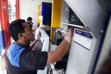 Pembobolan ATM, Saat...