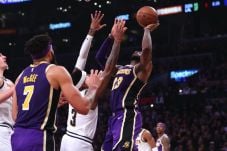 Lewati Rekor Michael...
