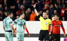 Babak I: Diwarnai Kartu...