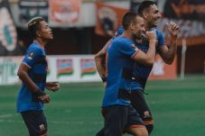 Persija Nyaris Permalukan...