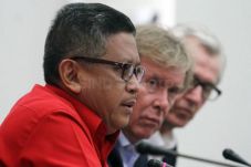 Jokowi Dilaporkan Soal...