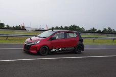 R&D Daihatsu Pamer...